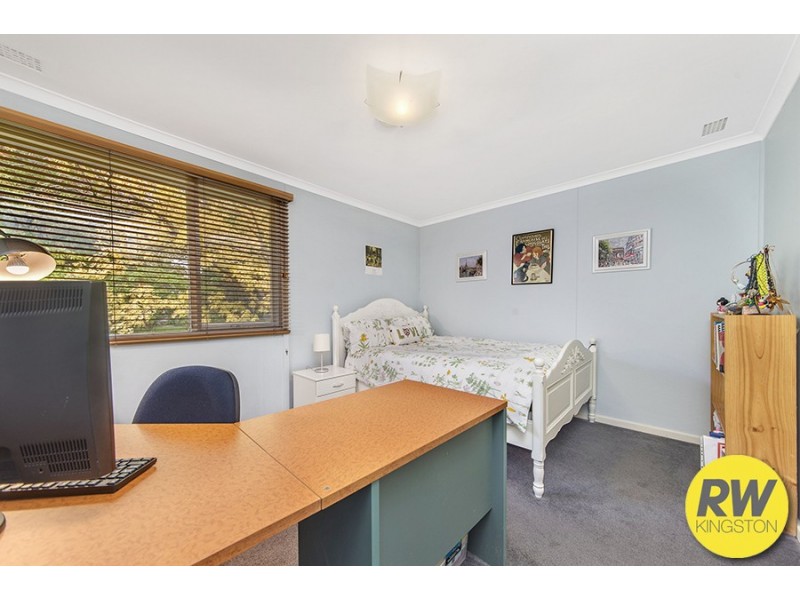 13 Sprent Street, Narrabundah ACT 2604