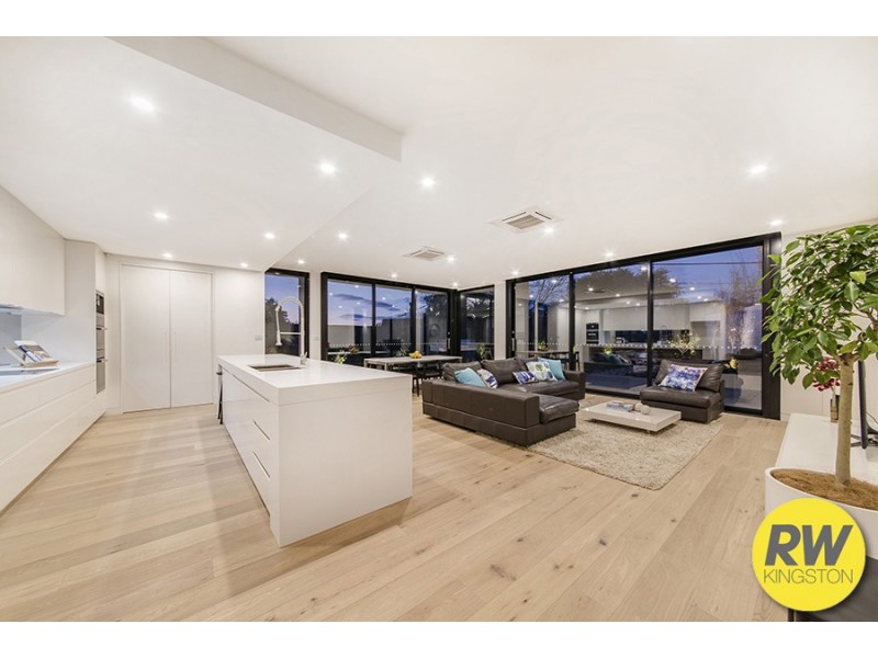 18 Beagle Street, Red Hill ACT 2603