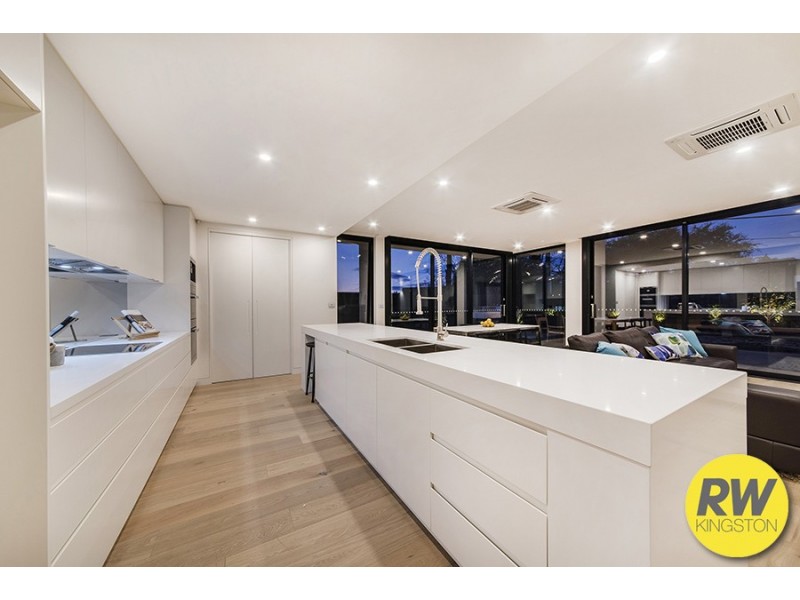 18 Beagle Street, Red Hill ACT 2603