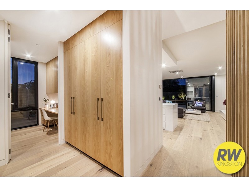 18 Beagle Street, Red Hill ACT 2603