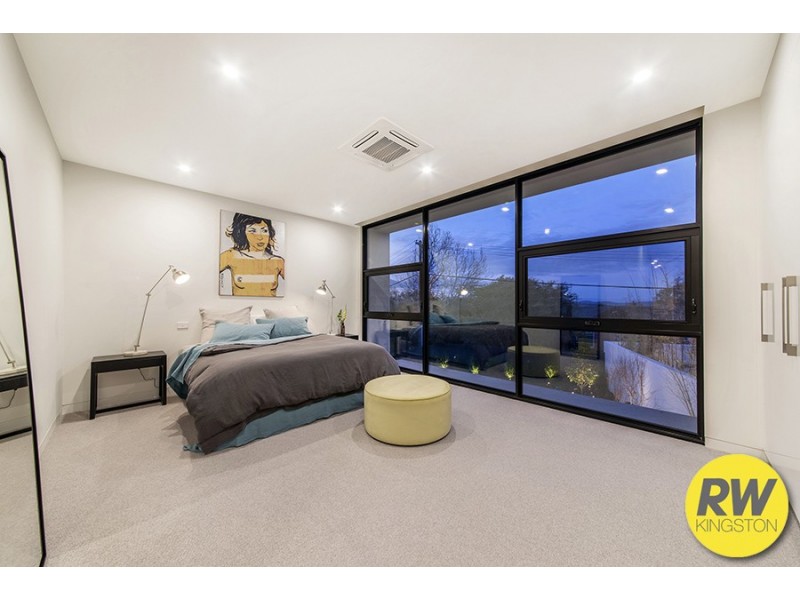 18 Beagle Street, Red Hill ACT 2603