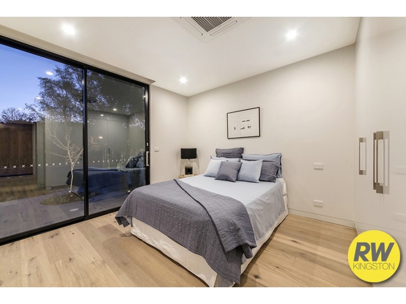 18 Beagle Street, Red Hill ACT 2603