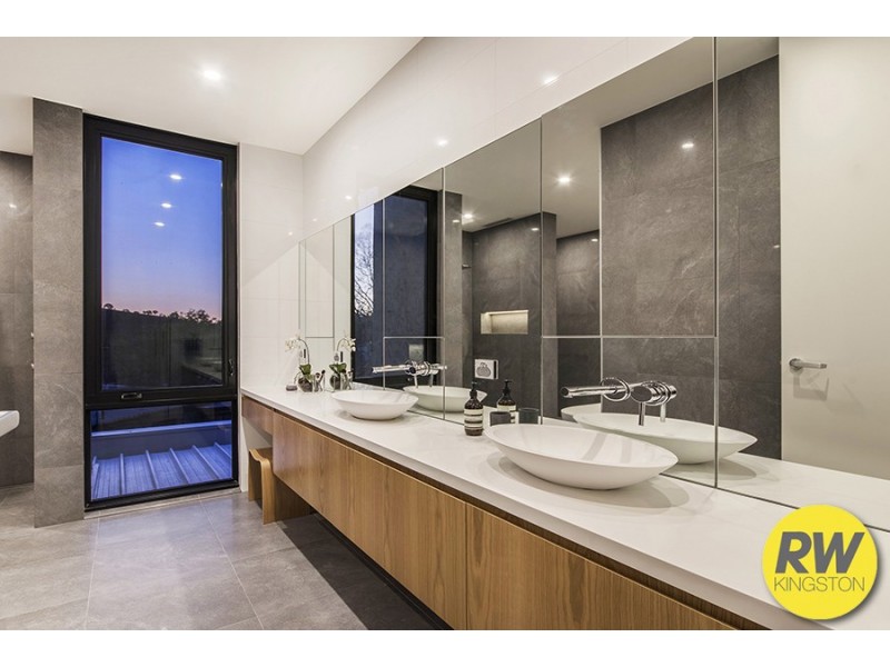 18 Beagle Street, Red Hill ACT 2603