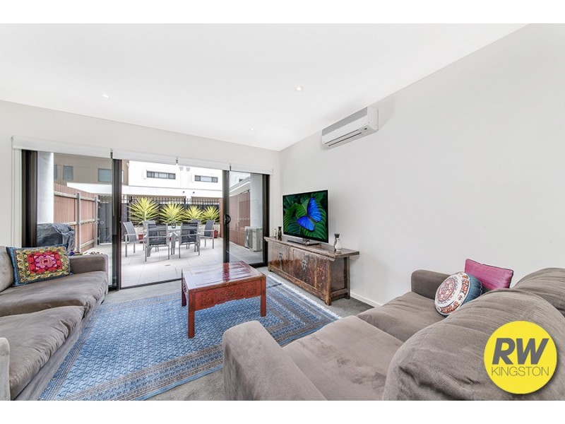 68/39 Jerrabomberra Ave, Narrabundah ACT 2604