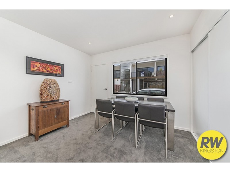 68/39 Jerrabomberra Ave, Narrabundah ACT 2604