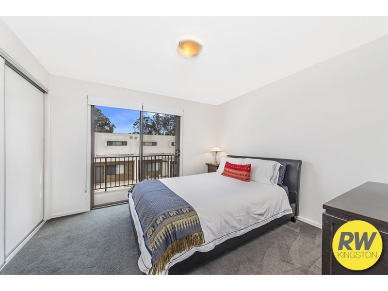 68/39 Jerrabomberra Ave, Narrabundah ACT 2604