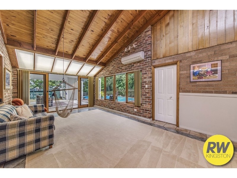 9 Pinkstone Place, Mckellar ACT 2617