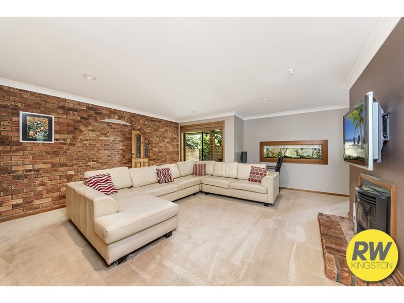 9 Pinkstone Place, Mckellar ACT 2617