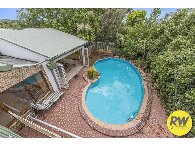 9 Pinkstone Place, Mckellar ACT 2617