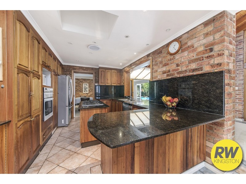 9 Pinkstone Place, Mckellar ACT 2617