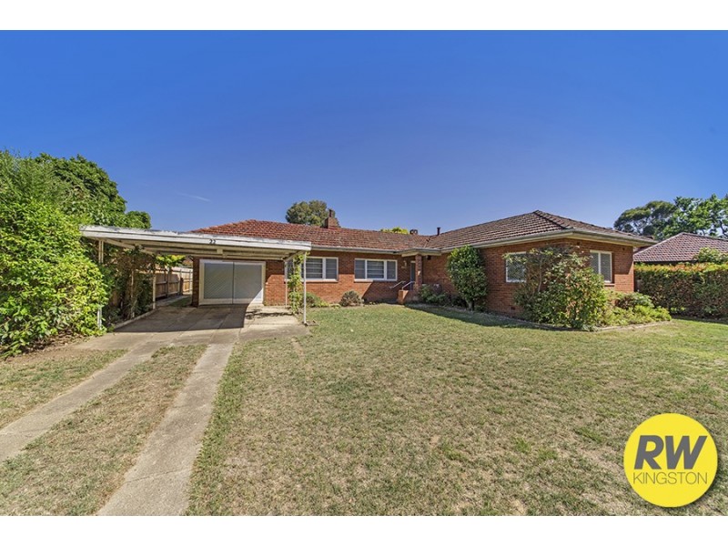 22 Blaxland Crescent, Griffith ACT 2603