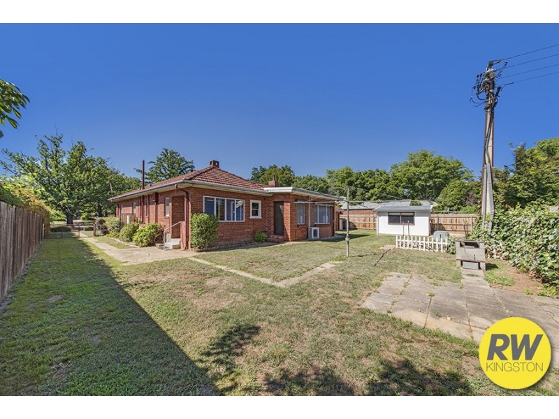 22 Blaxland Crescent, Griffith ACT 2603