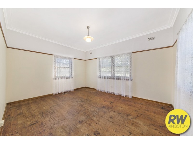 22 Blaxland Crescent, Griffith ACT 2603