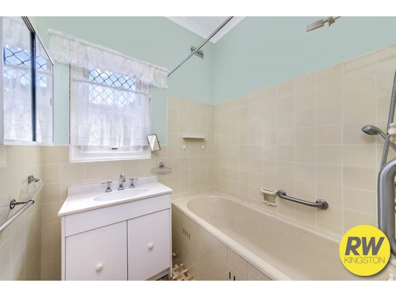 22 Blaxland Crescent, Griffith ACT 2603