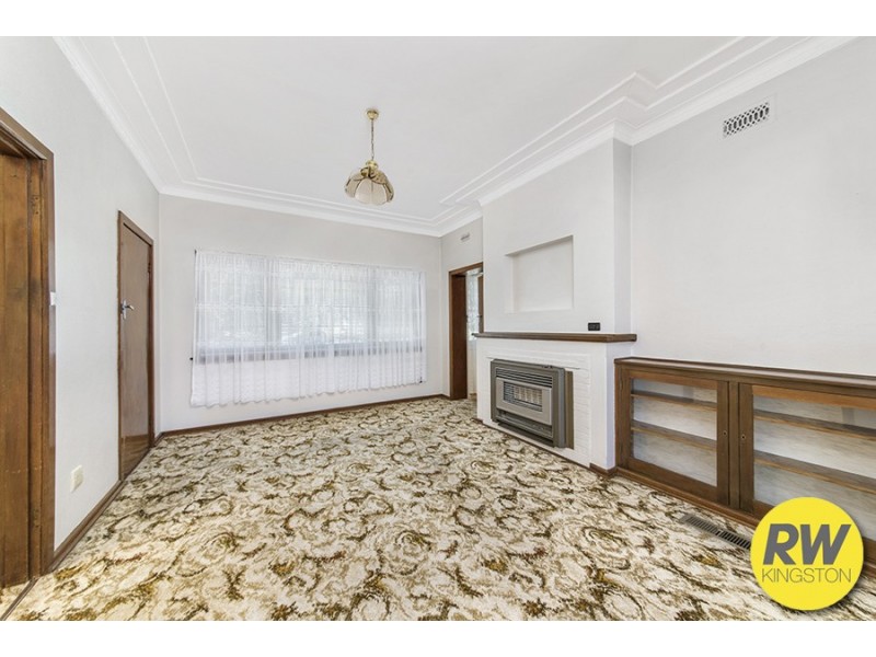 22 Blaxland Crescent, Griffith ACT 2603