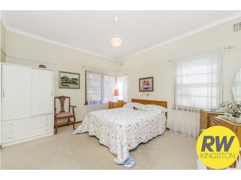 13 Throsby Crescent, Narrabundah ACT 2604