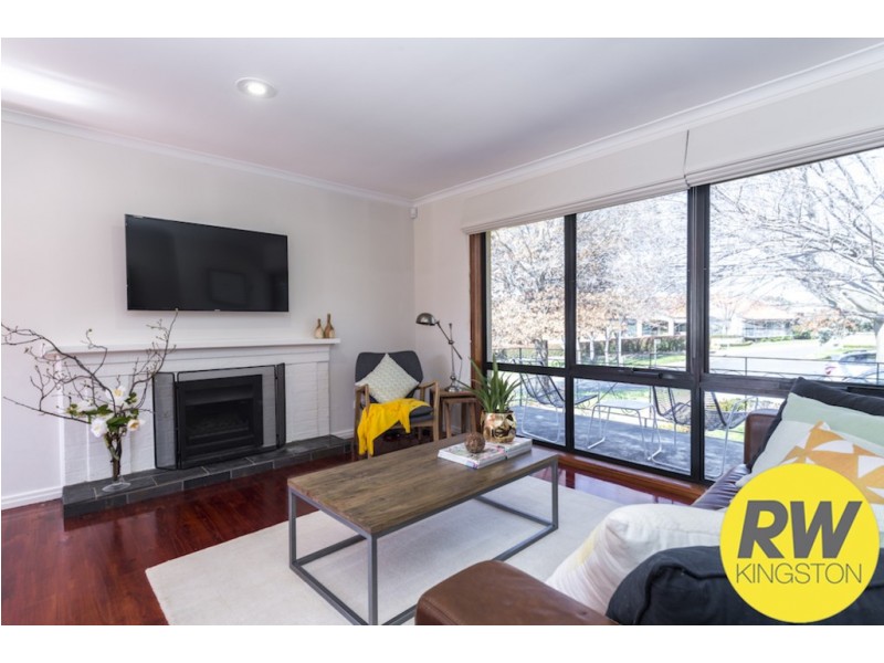 298 Goyder Street, Narrabundah ACT 2604