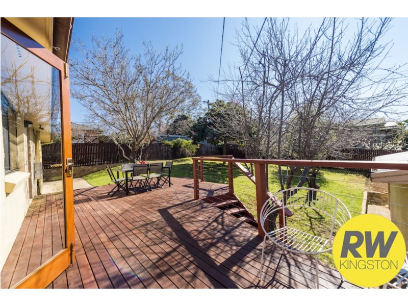 298 Goyder Street, Narrabundah ACT 2604