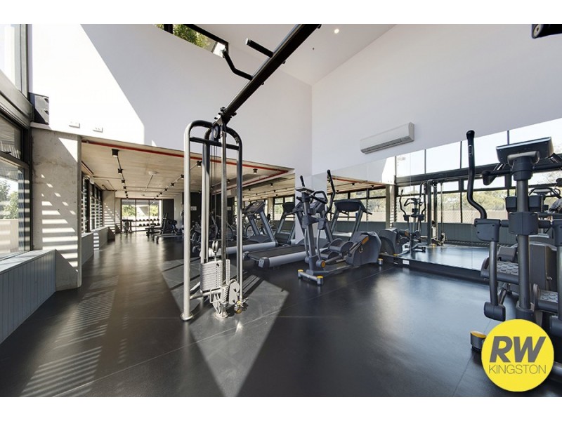 100/99 Eastern Valley Way, Belconnen ACT 2617