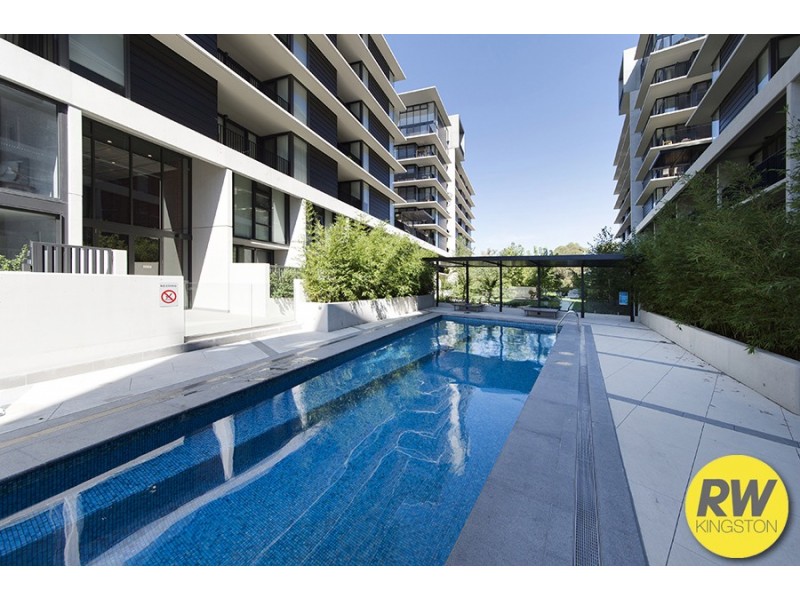 100/99 Eastern Valley Way, Belconnen ACT 2617