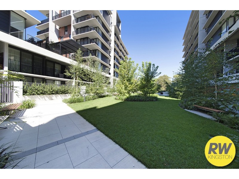 100/99 Eastern Valley Way, Belconnen ACT 2617