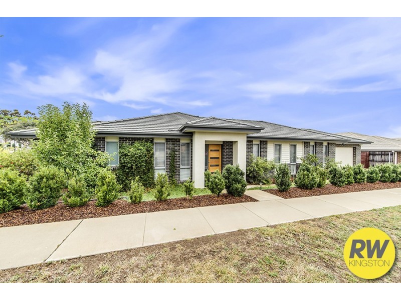 14 Selleck Street, Casey ACT 2913