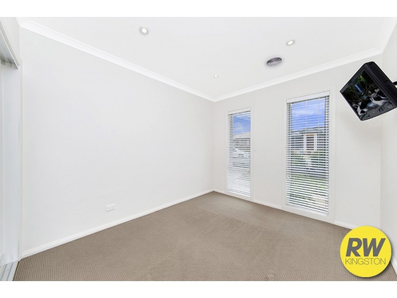 14 Selleck Street, Casey ACT 2913