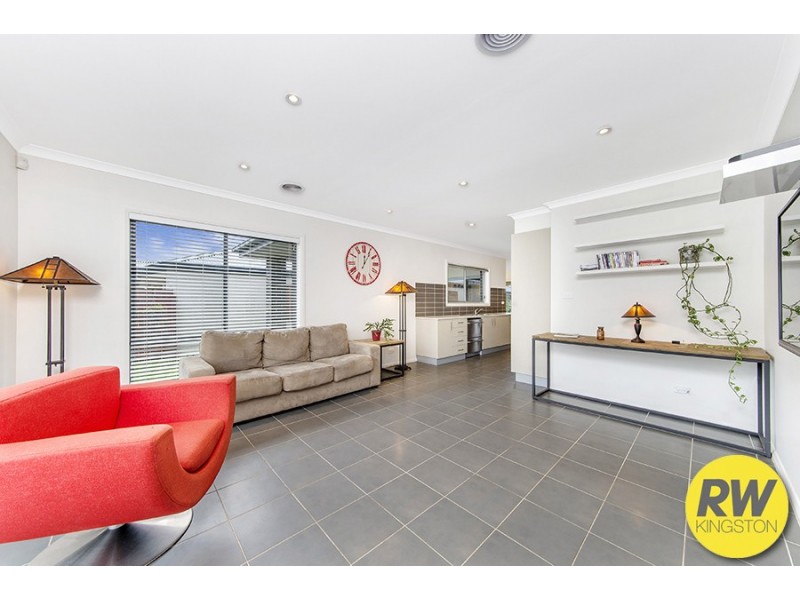 14 Selleck Street, Casey ACT 2913