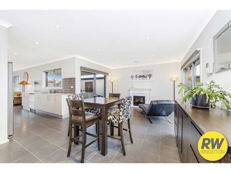 14 Selleck Street, Casey ACT 2913