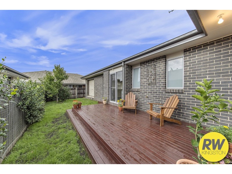 14 Selleck Street, Casey ACT 2913