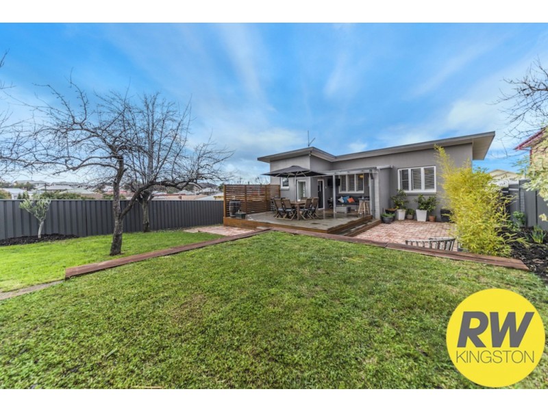 12 Moore Street, Queanbeyan NSW 2620