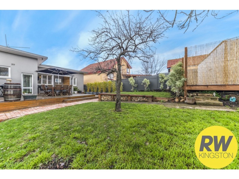 12 Moore Street, Queanbeyan NSW 2620