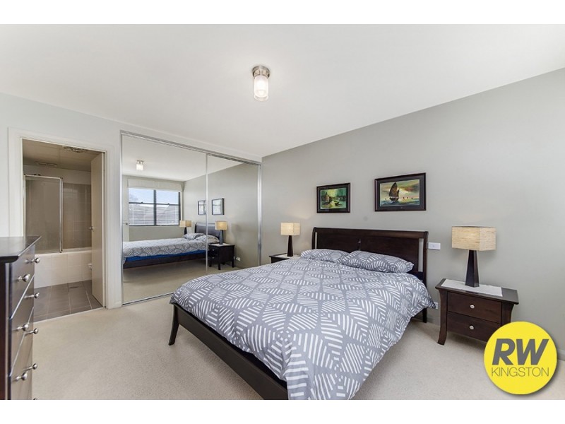 16/7 Eldridge Crescent, Garran ACT 2605