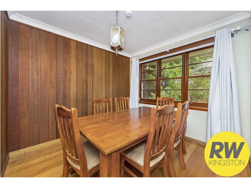 37 Tallara Parkway, Narrabundah ACT 2604