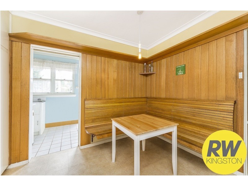 37 Tallara Parkway, Narrabundah ACT 2604