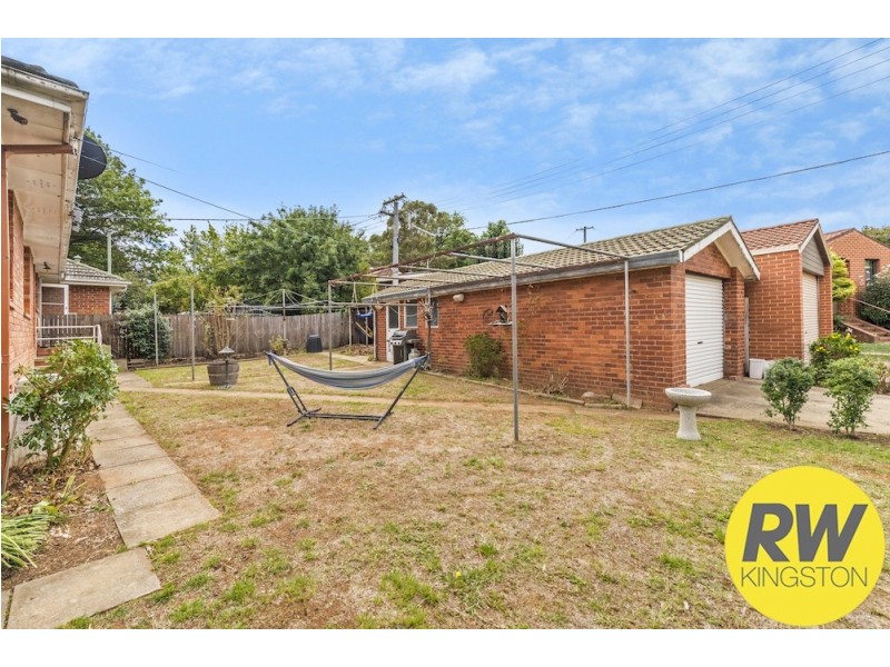 37 Tallara Parkway, Narrabundah ACT 2604