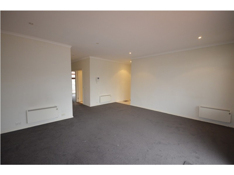 30/243 Blackburn Road, Doncaster East VIC 3109