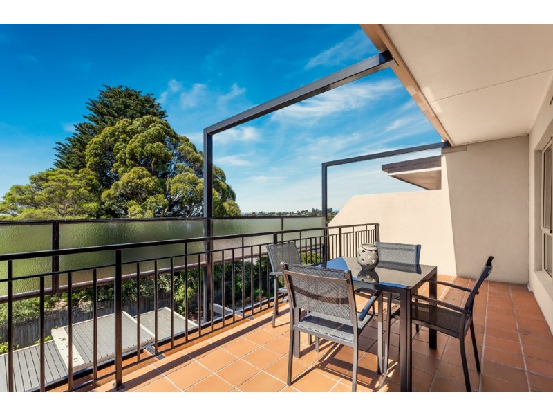 15/917 Doncaster Rd, Doncaster East VIC 3109