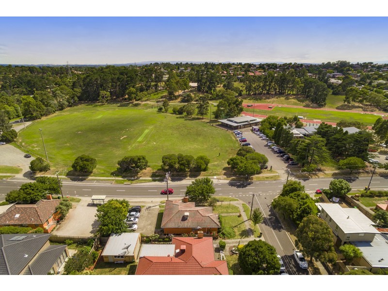 27 Romsey Street, Doncaster East VIC 3109