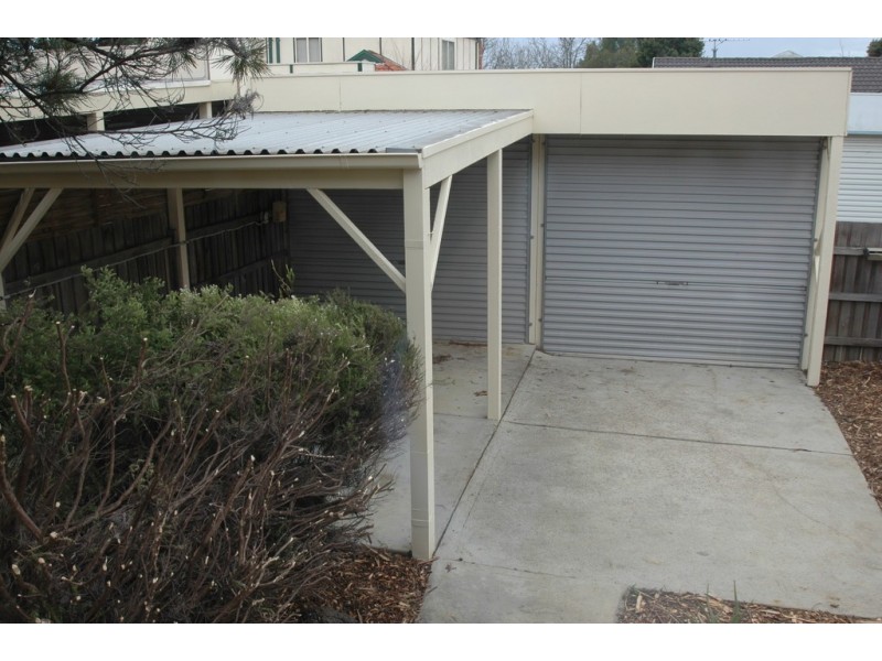 14 Scarborough Square, Mont Albert North VIC 3129