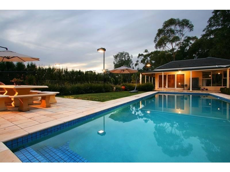 6 Cleveland Court, Lower Plenty VIC 3093