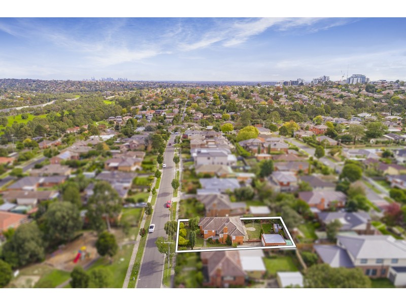 21 Hampshire Road, Doncaster VIC 3108