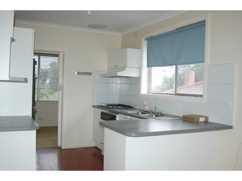 9 Hawk Street, Doncaster East VIC 3109