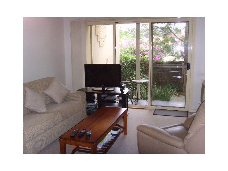 4/11 Milne Street, Templestowe VIC 3106