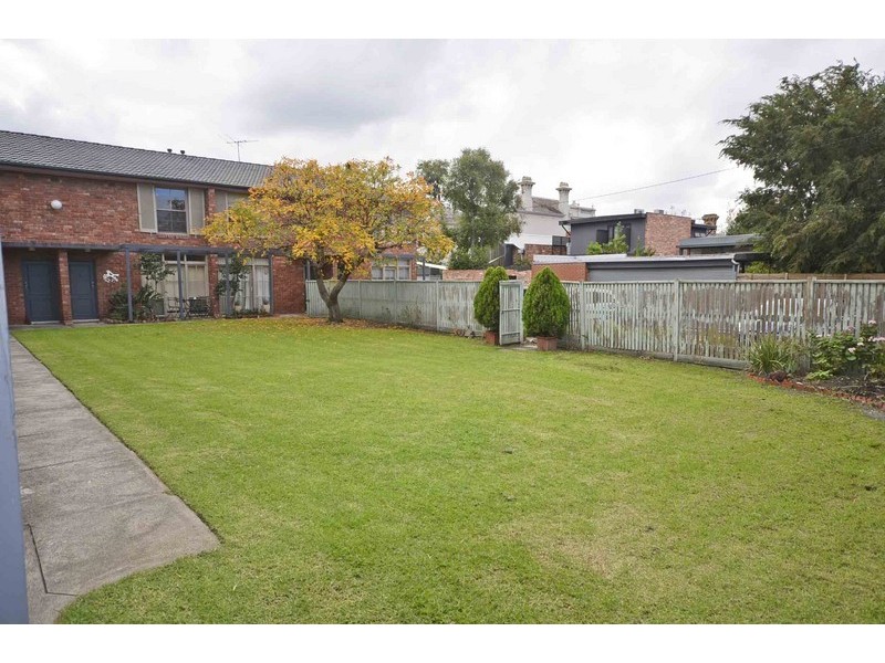 2/247 McKean Street, Fitzroy North VIC 3068