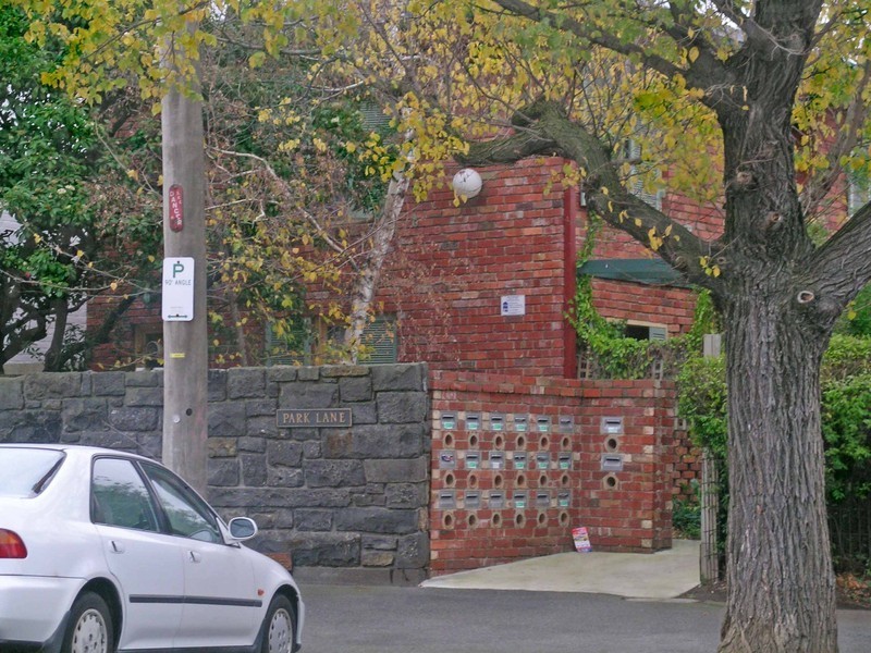 2/247 McKean Street, Fitzroy North VIC 3068
