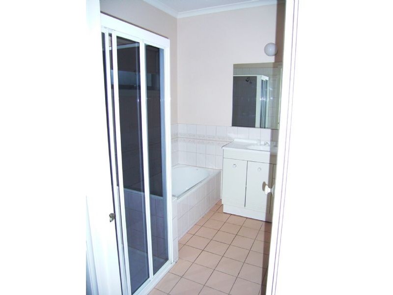 2/73 Manningham Road, Bulleen VIC 3105