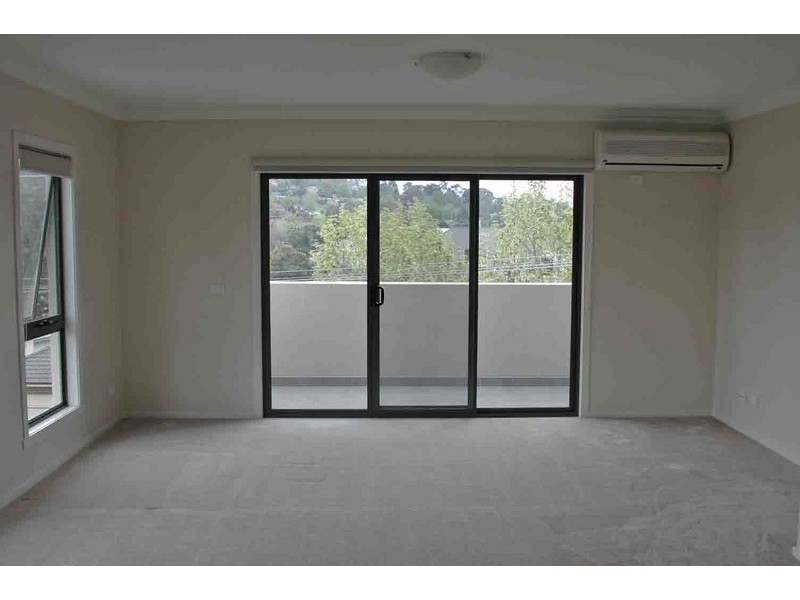 3/19 Bourke Street, Ringwood VIC 3134