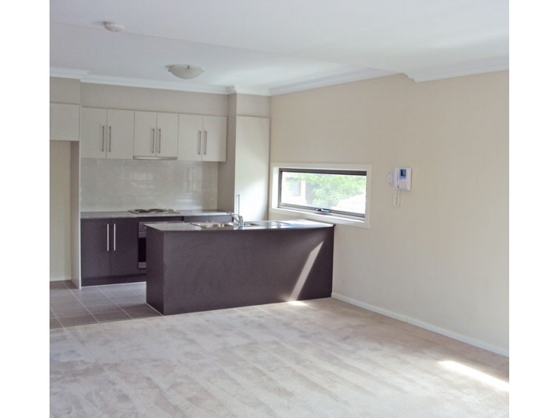 2/19 Bourke Street, Ringwood VIC 3134