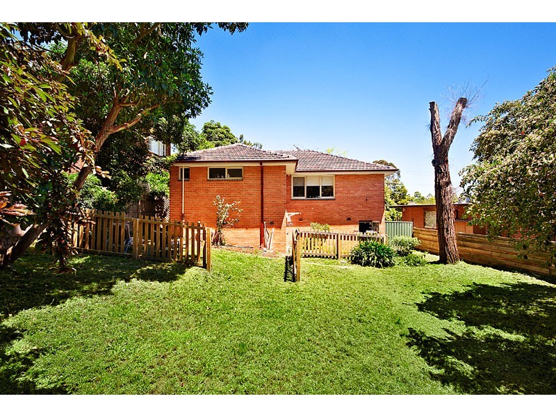 10 Howitt Drive, Templestowe Lower VIC 3107
